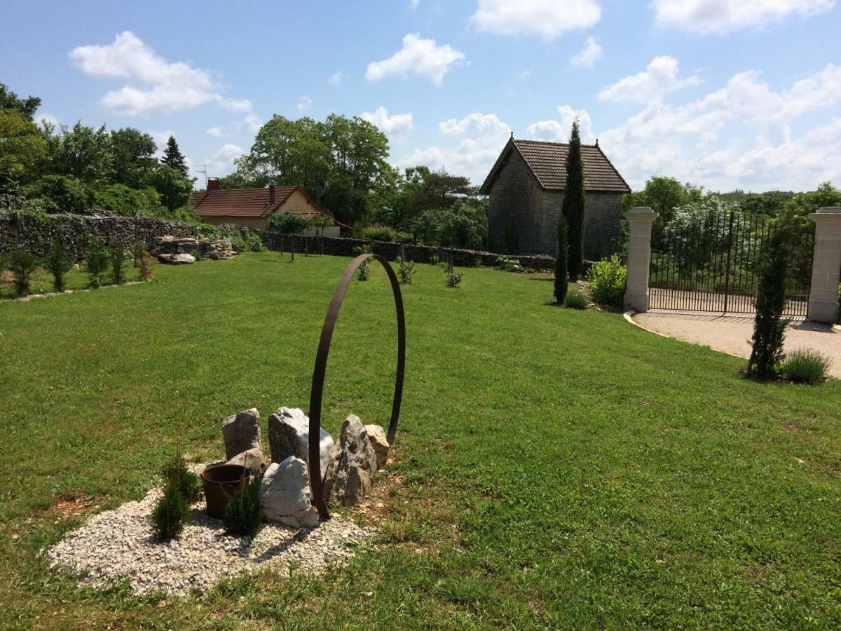 مبيت وإفطار Saint-Jean-de-Laur Le Couvent المظهر الخارجي الصورة